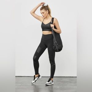 🩵 pre-loved alo High-Waist Moro Leggings (S)